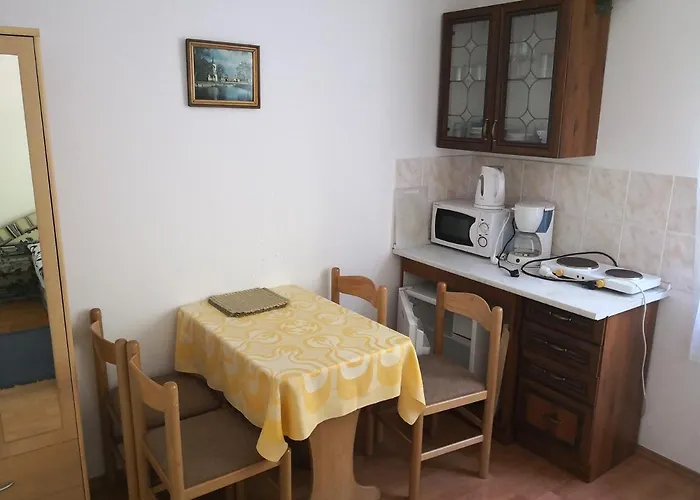 U Máchova Jezera - - Ludmila Grulišová Apartmán